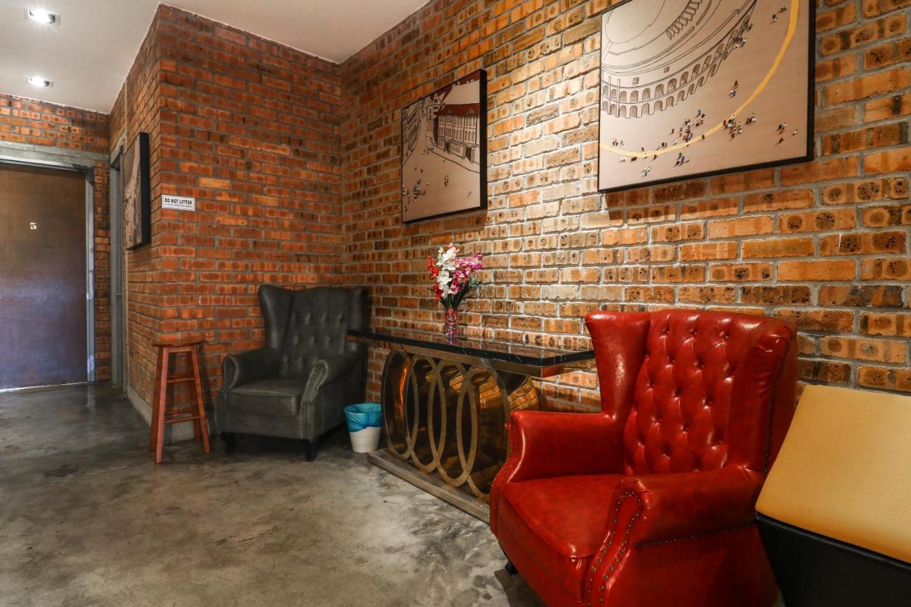 Urbanstay Industrial 怡保 外观 照片